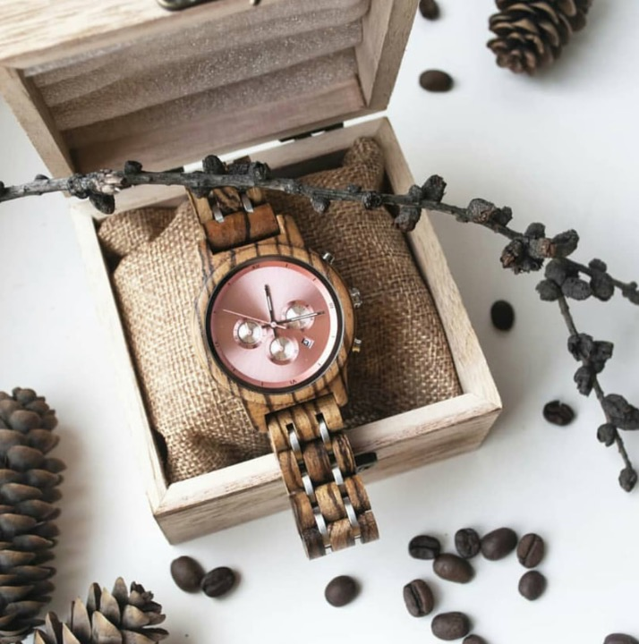 Mystic Rose Wood Watch